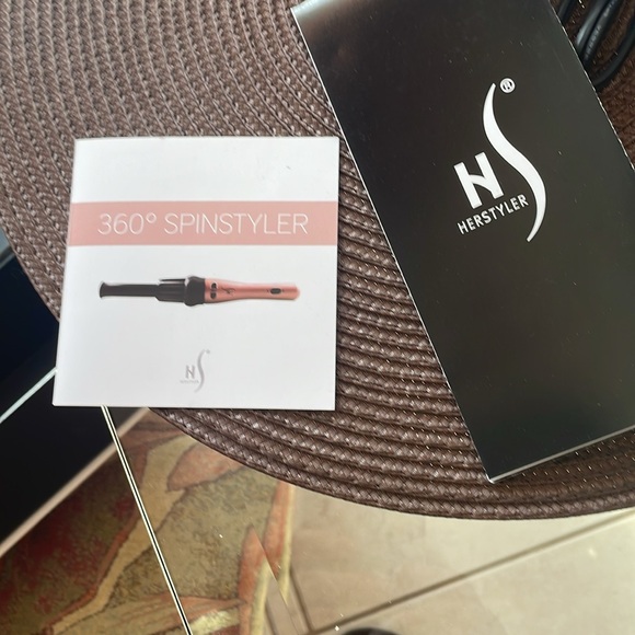 Herstyler rotating curling iron new inbox - Picture 8 of 10